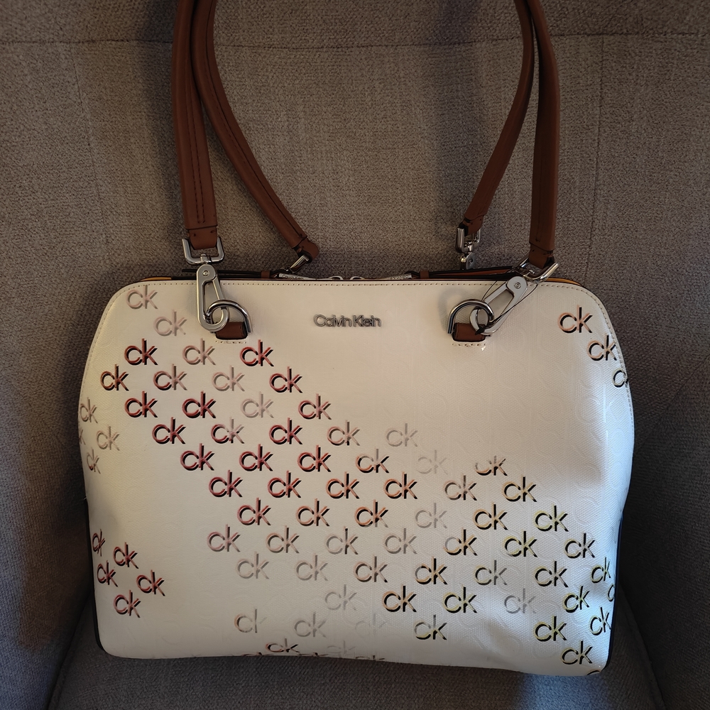 Calvin Klein Cream and Brown Women's Bag - Picture 2 of 5